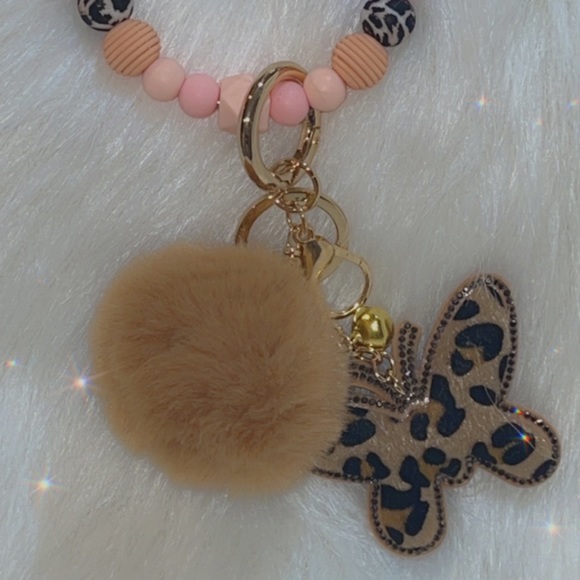 Boujee Beaded Wristlet Keychain - Picture 4 of 5